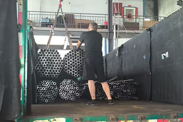 Carbon Steel Seamless Pipes Successfully Delivered to Tashkent, Uzbekistan