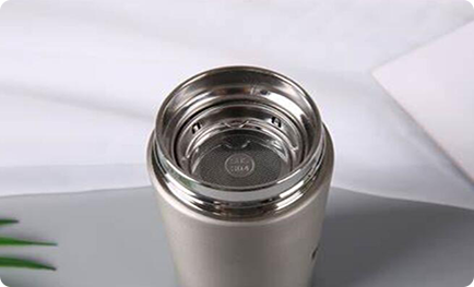 What is a stainless steel vacuum flask？