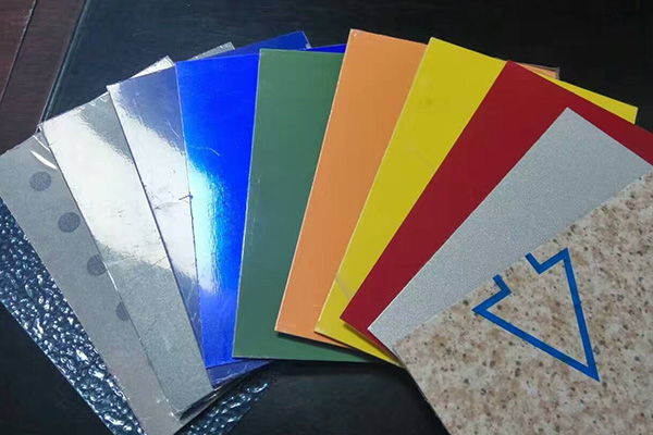 What are the types of color coating board?