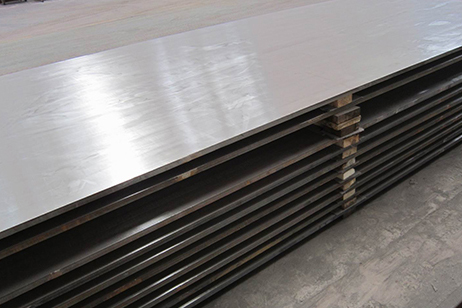 The process of hot rolling production stainless steel compos...