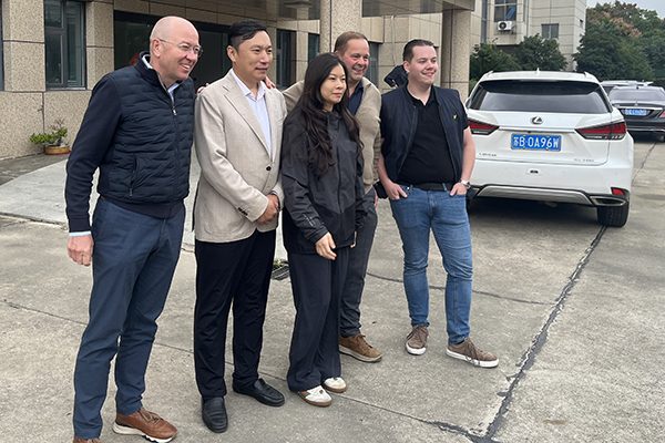 Dutch Clients Visit Our Company for In-Depth Aluminum Cooperation Talks